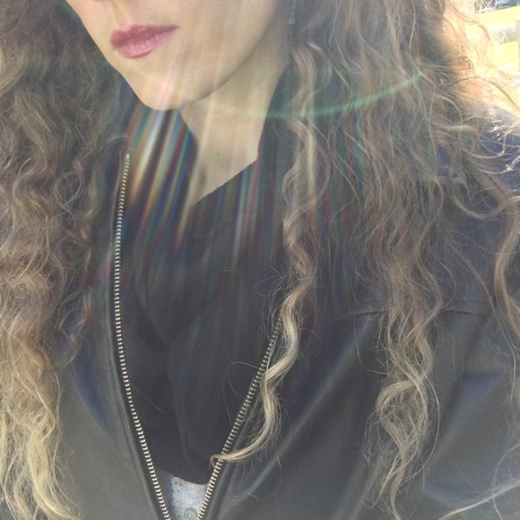 🧣♥️Luxe Knit Infinity Scarf BLACK - Picture 4 of 6